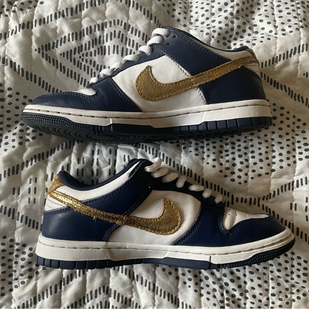 Nike Dunk Low iD Premium 2012 ‘Blue/Metallic Gold/White’
SZ 5.5W